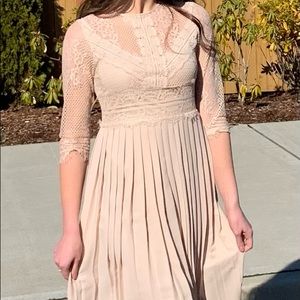 Blush pink lace dress. ZARA. Perfect condition
